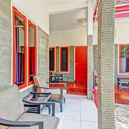 Hotel Kalimantan Surabaya Eksteriør bilde