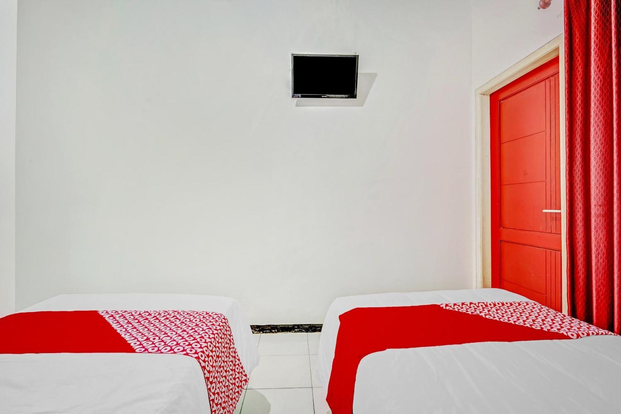 Hotel Kalimantan Surabaya Eksteriør bilde
