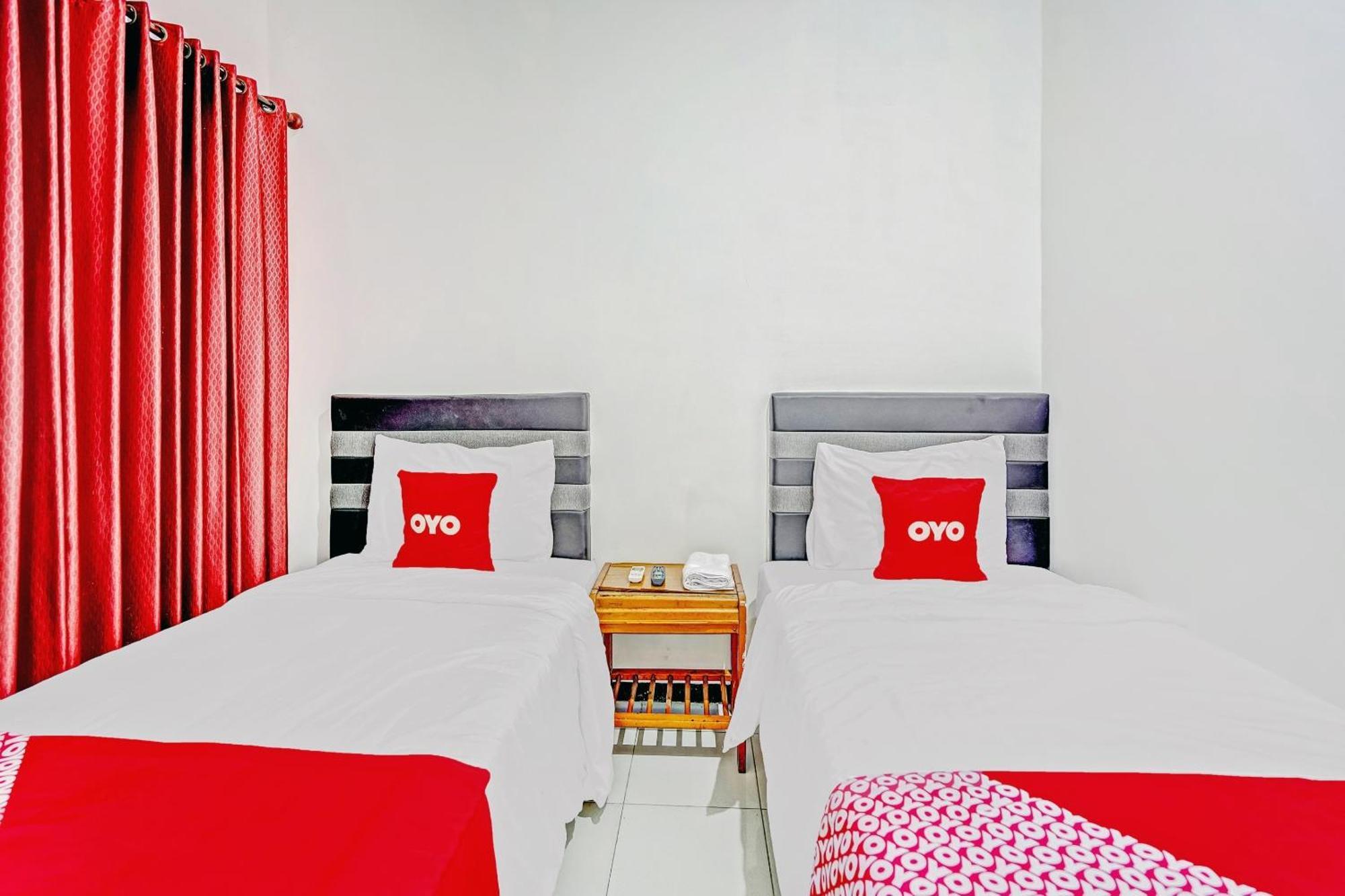 Hotel Kalimantan Surabaya Eksteriør bilde