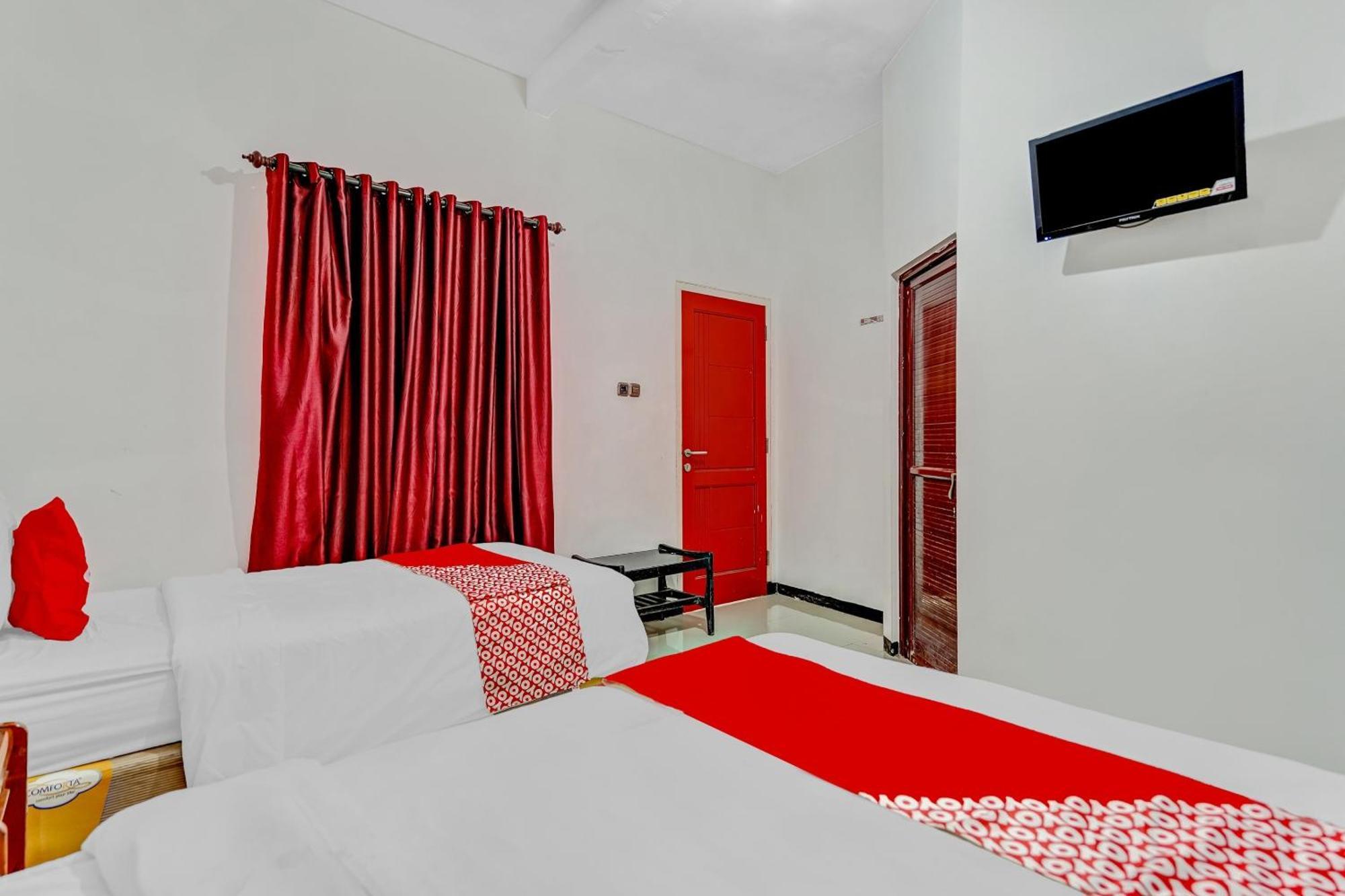 Hotel Kalimantan Surabaya Eksteriør bilde