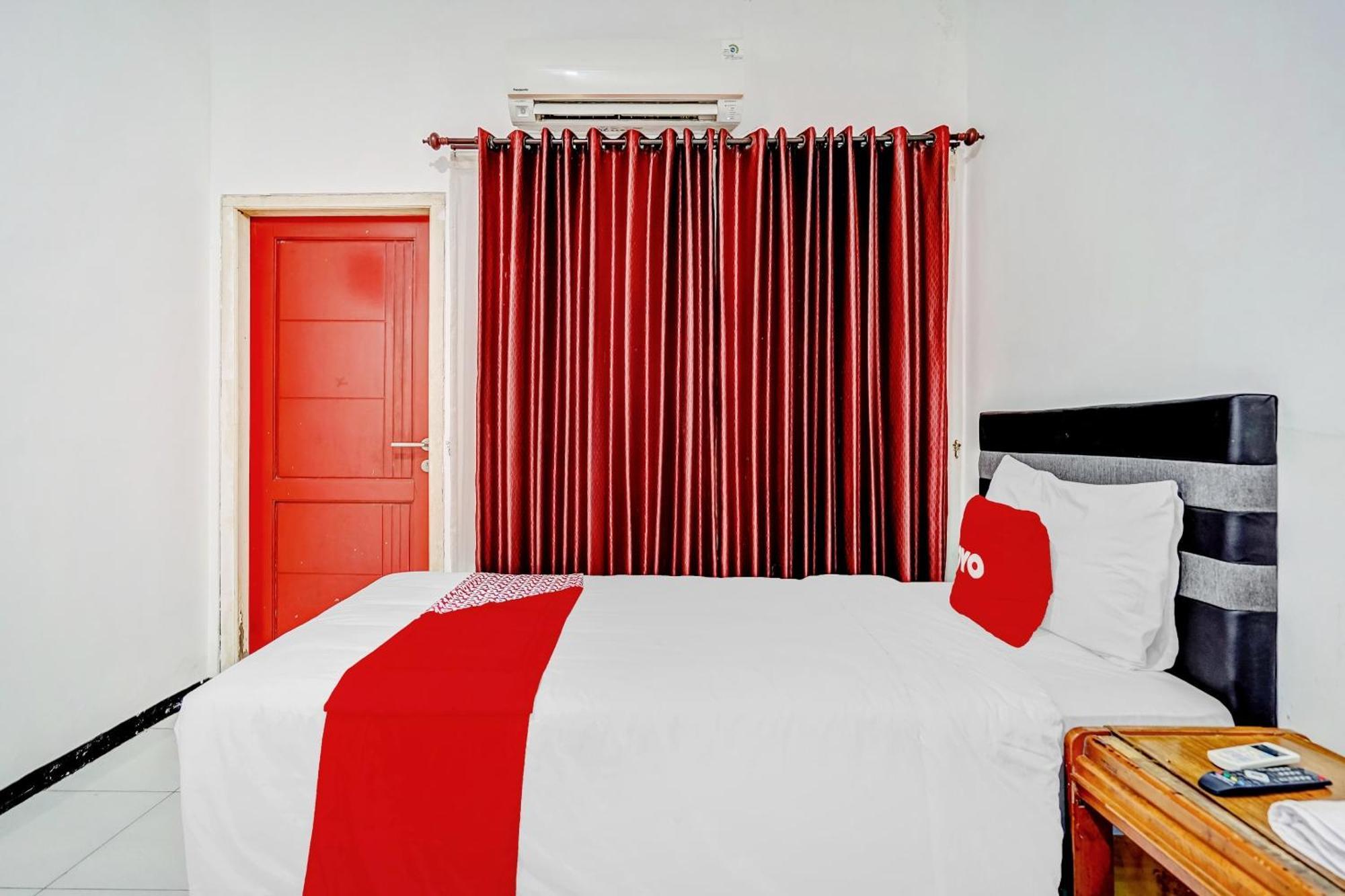 Hotel Kalimantan Surabaya Eksteriør bilde
